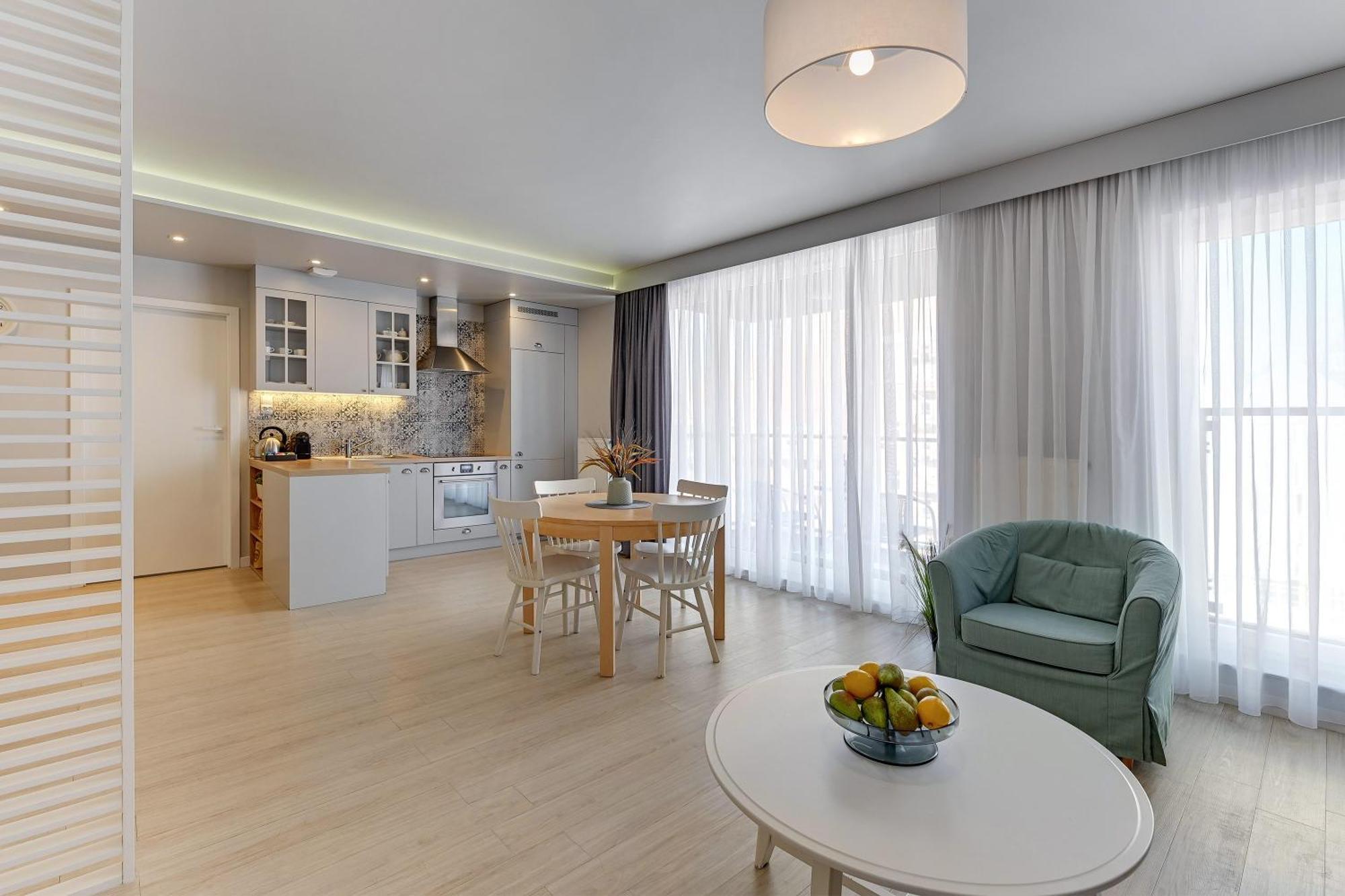 Chmielna Park - City Center & Parking By Downtown Apartments 그단스크 객실 사진