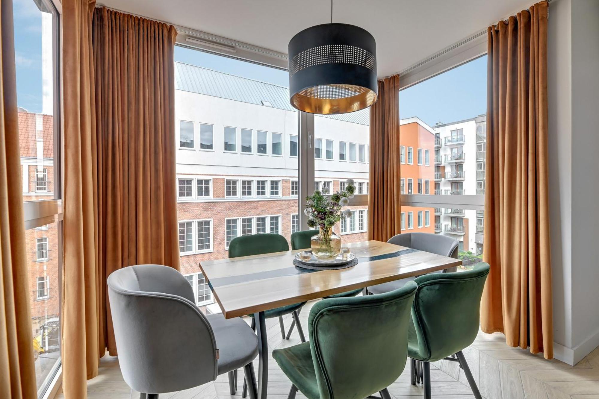 Chmielna Park - City Center & Parking By Downtown Apartments 그단스크 객실 사진