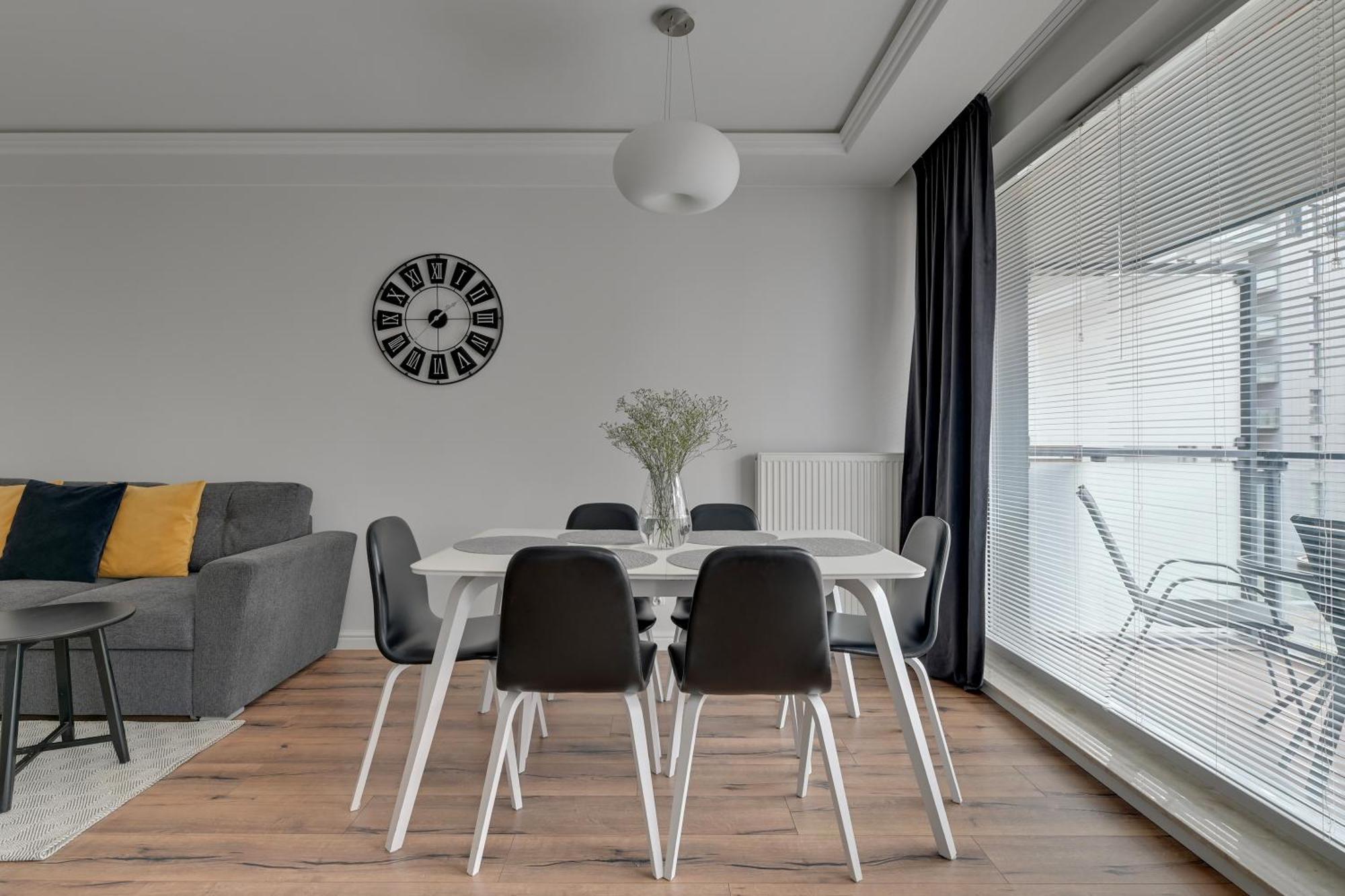 Chmielna Park - City Center & Parking By Downtown Apartments 그단스크 외부 사진