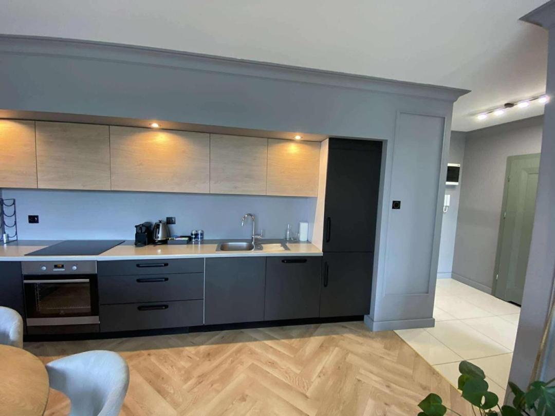 Chmielna Park - City Center & Parking By Downtown Apartments 그단스크 객실 사진
